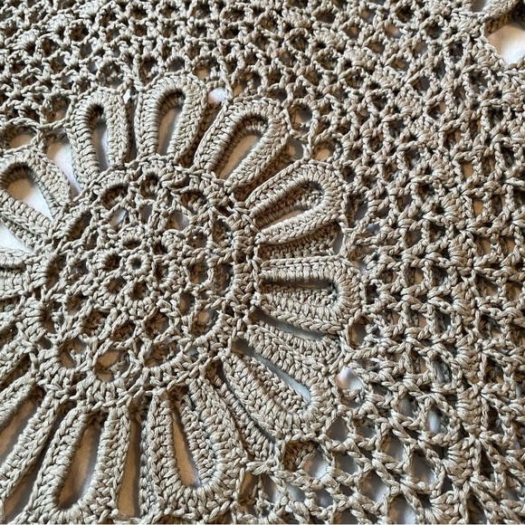 Soft Surroundings MEDIUM Asymmetrical Gray Knitted Top crochet floral sweater - Picture 5 of 5